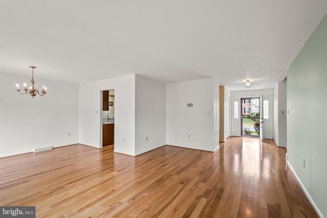 9005 PENN MANOR CT, Springfield, VA 22153