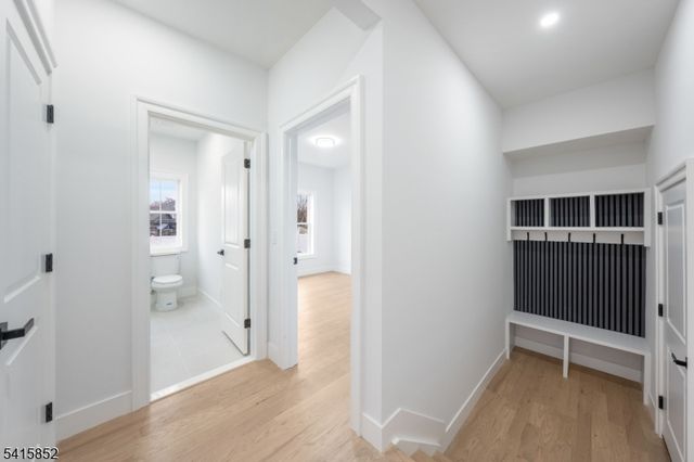 302 West Ln, Clark Twp., NJ 07066