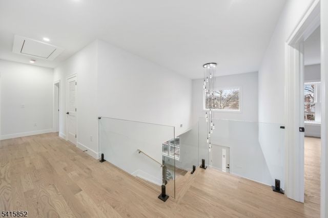 302 West Ln, Clark Twp., NJ 07066