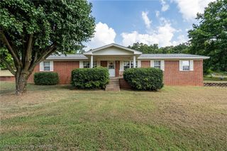 4152 Dora Road, Van Buren, AR 72956