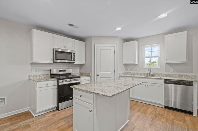 166 Carriagebrook Circle, Camden, SC 29020