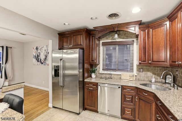 196 Russell Ave, Rahway City, NJ 07065