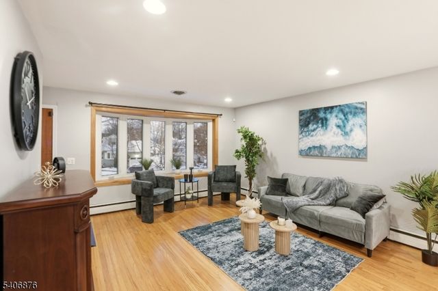 196 Russell Ave, Rahway City, NJ 07065