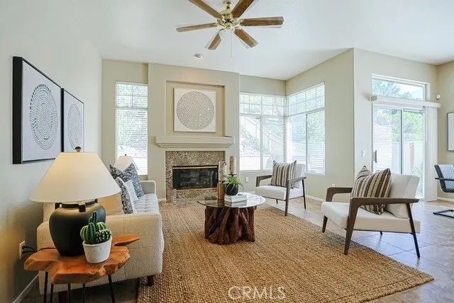 32153 Caminito Osuna, Temecula, CA 92592