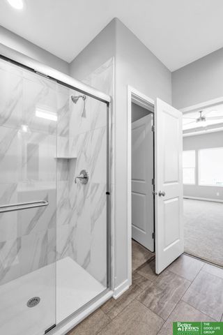 11105 N 161 Street, Bennington, NE 68007