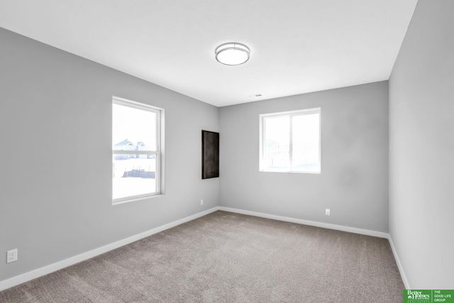 11105 N 161 Street, Bennington, NE 68007