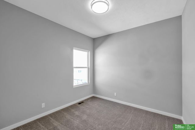 11105 N 161 Street, Bennington, NE 68007