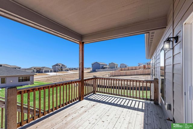 11105 N 161 Street, Bennington, NE 68007