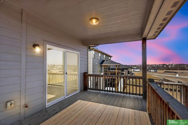 11105 N 161 Street, Bennington, NE 68007