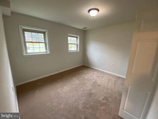 12116 STALLION CT, Woodbridge, VA 22192