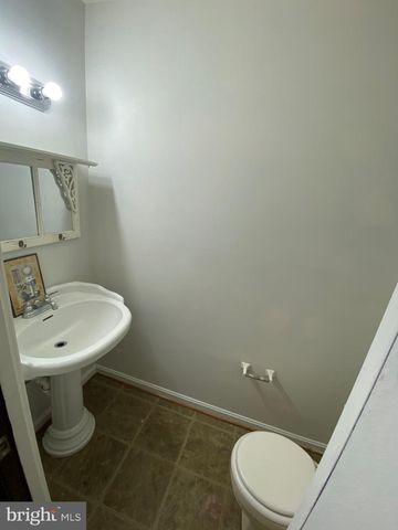 12116 STALLION CT, Woodbridge, VA 22192