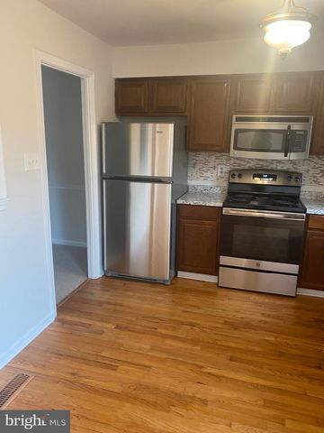 12116 STALLION CT, Woodbridge, VA 22192