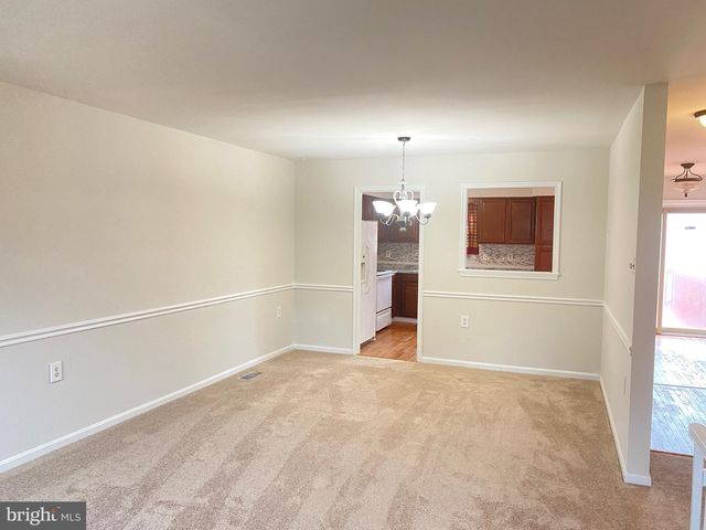 12116 STALLION CT, Woodbridge, VA 22192