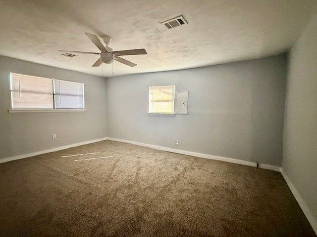 1471 10th Street NE, Paris, TX 75460