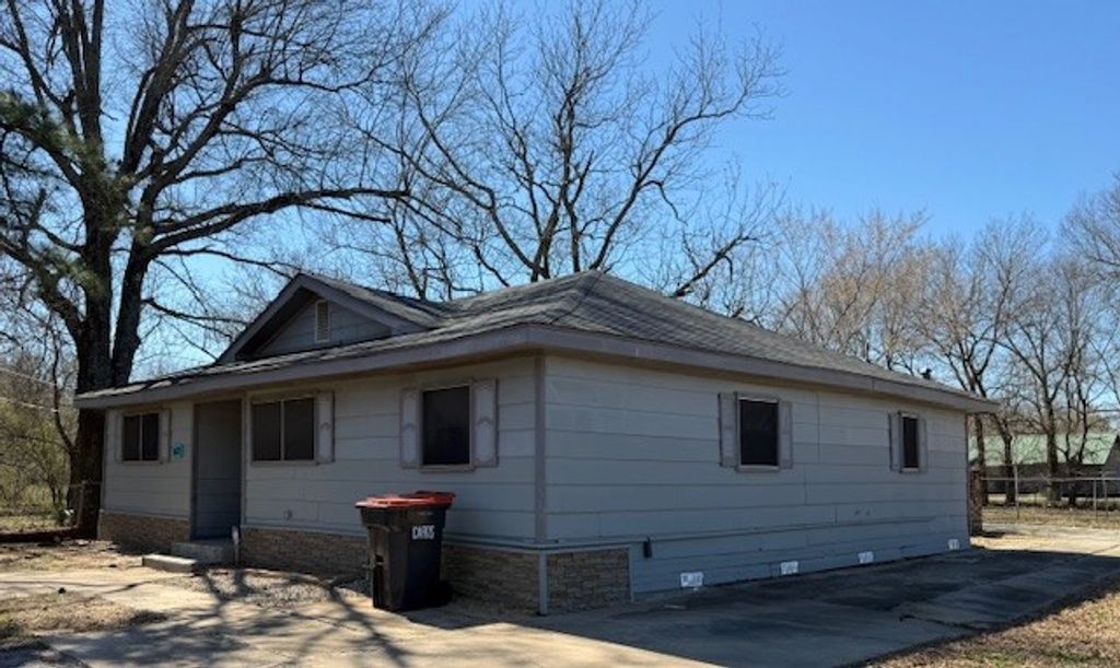 1471 10th Street NE, Paris, TX 75460