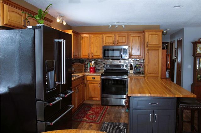 2551 Roberts Court, Altoona, WI 54720