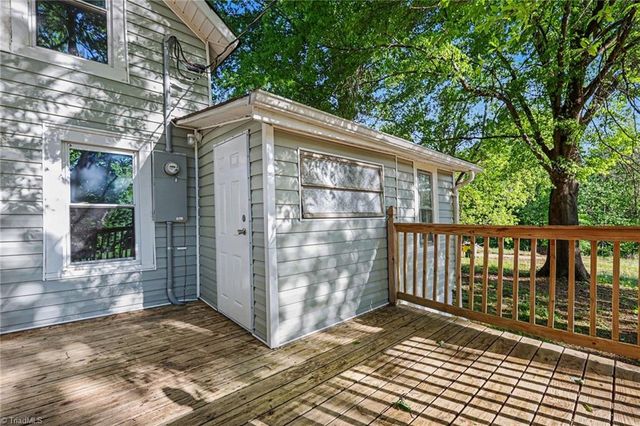4534 Rocklane Drive, Walkertown, NC 27051