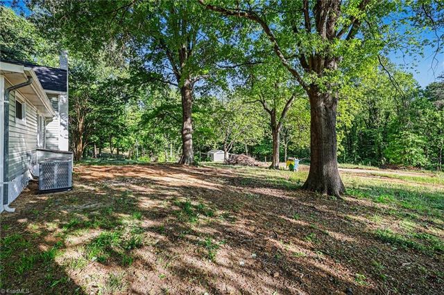 4534 Rocklane Drive, Walkertown, NC 27051
