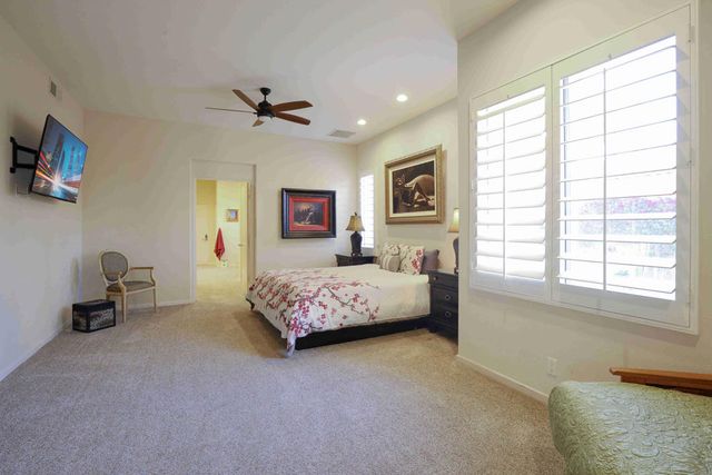 413 White Horse Trail, Palm Desert, CA 92211