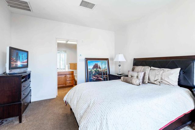 413 White Horse Trail, Palm Desert, CA 92211