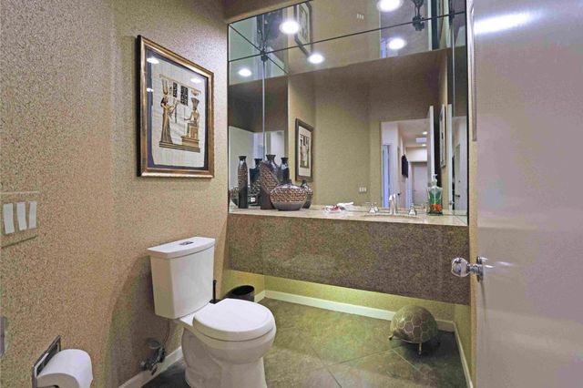 413 White Horse Trail, Palm Desert, CA 92211