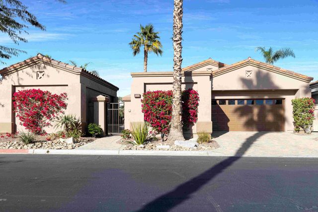413 White Horse Trail, Palm Desert, CA 92211