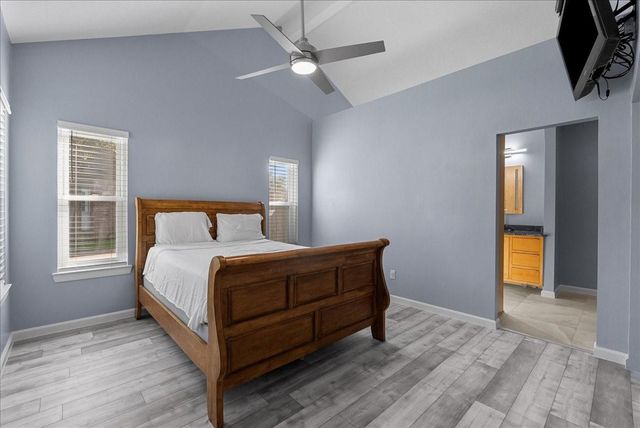 1016 Glenshannon Avenue, Friendswood, TX 77546