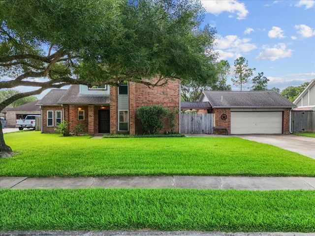 1016 Glenshannon Avenue, Friendswood, TX 77546