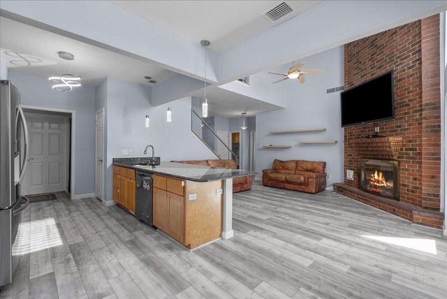 1016 Glenshannon Avenue, Friendswood, TX 77546