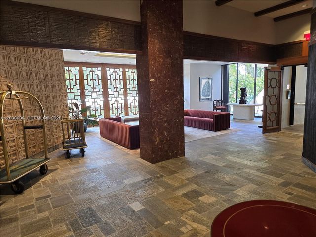 11113 Biscayne Blvd 1256, Miami, FL 33181