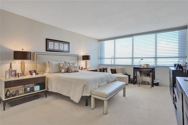 11113 Biscayne Blvd 1256, Miami, FL 33181