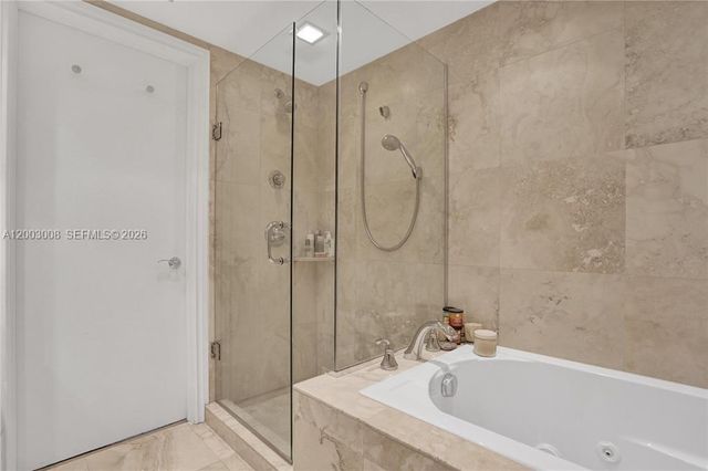 11113 Biscayne Blvd 1256, Miami, FL 33181