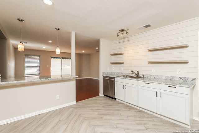 11042 Stagwood Pass, San Antonio, TX 78254