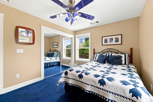 180 Rainbow Valley Ln, Newcastle, CA 95658
