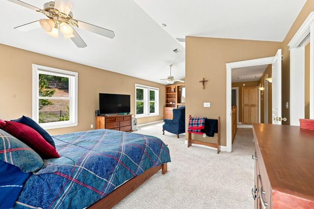 180 Rainbow Valley Ln, Newcastle, CA 95658