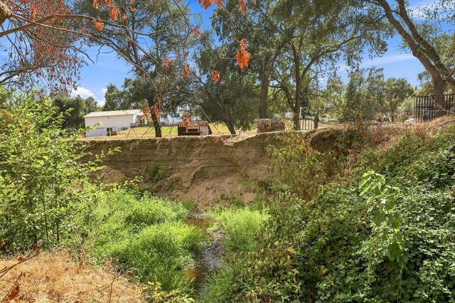 180 Rainbow Valley Ln, Newcastle, CA 95658