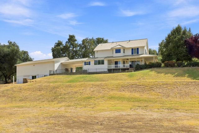 180 Rainbow Valley Ln, Newcastle, CA 95658