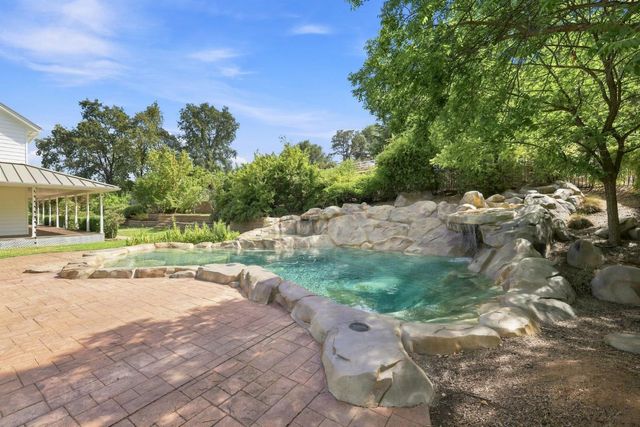 180 Rainbow Valley Ln, Newcastle, CA 95658