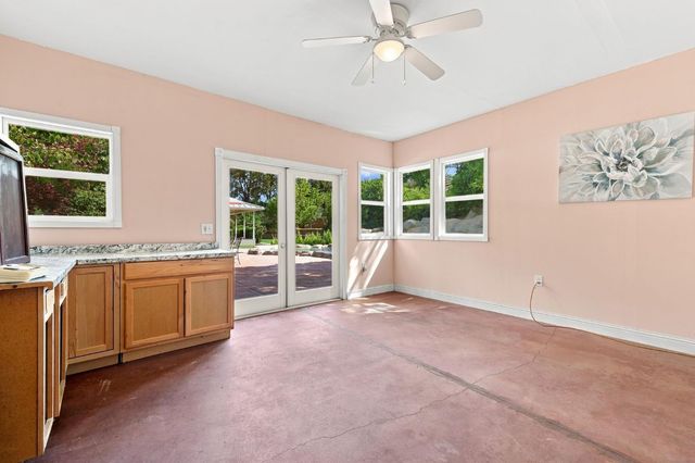 180 Rainbow Valley Ln, Newcastle, CA 95658