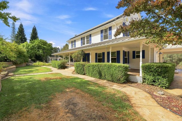 180 Rainbow Valley Ln, Newcastle, CA 95658
