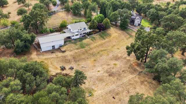 180 Rainbow Valley Ln, Newcastle, CA 95658