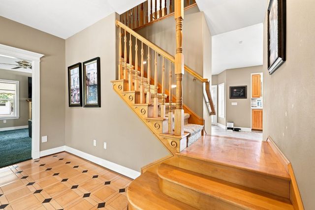 180 Rainbow Valley Ln, Newcastle, CA 95658