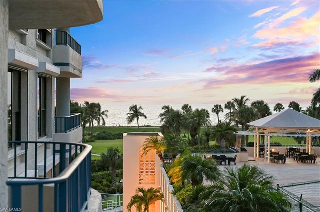 4451 Gulf Shore BLVD N 406, Naples, FL 34103