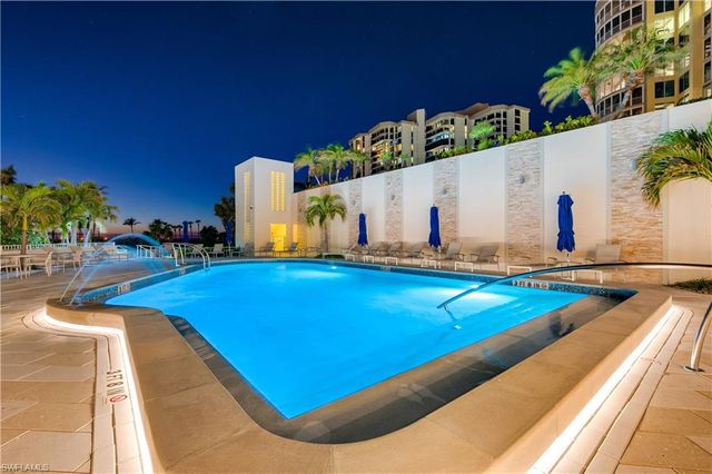 4451 Gulf Shore BLVD N 406, Naples, FL 34103