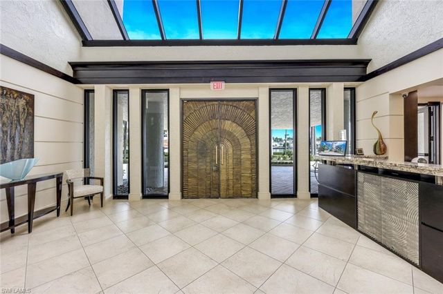 4451 Gulf Shore BLVD N 406, Naples, FL 34103