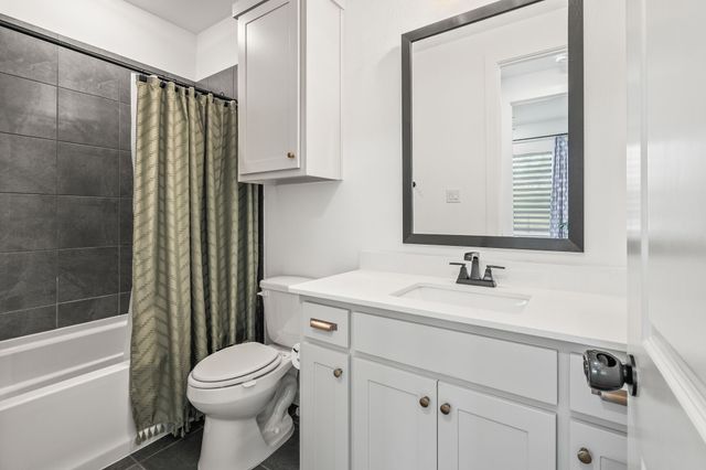 2711 Woodside Road, Celina, TX 75009
