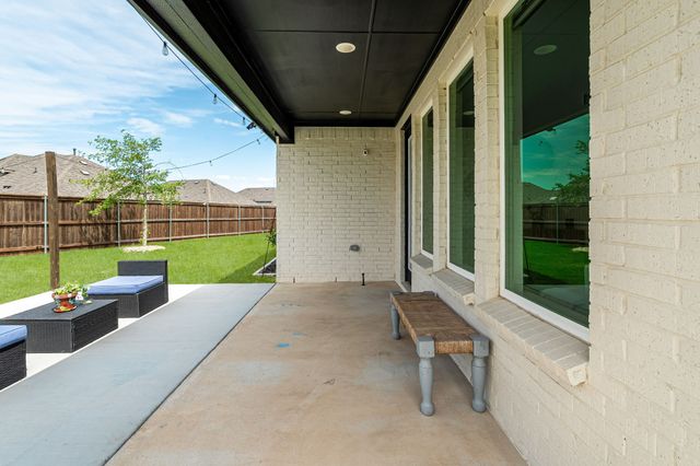2711 Woodside Road, Celina, TX 75009