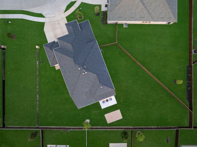 2711 Woodside Road, Celina, TX 75009