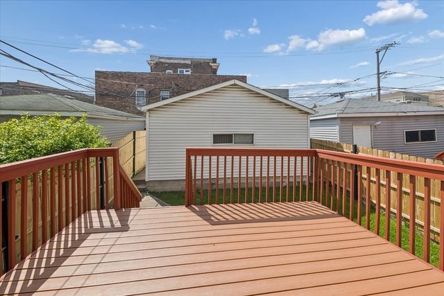 4538 S Saint Lawrence Avenue, Chicago, IL 60653