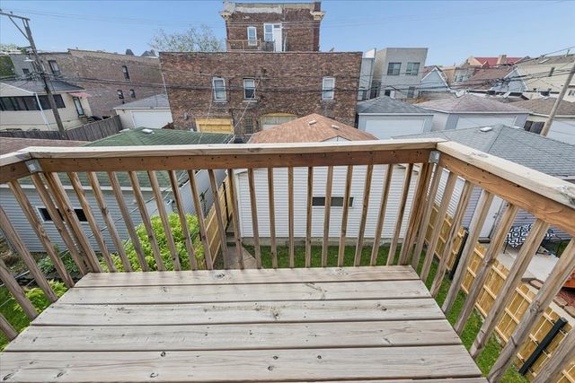 4538 S Saint Lawrence Avenue, Chicago, IL 60653